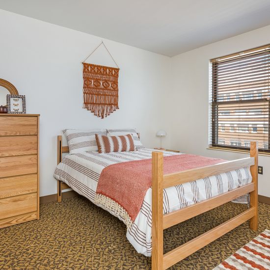 580 commonwealth bedroom